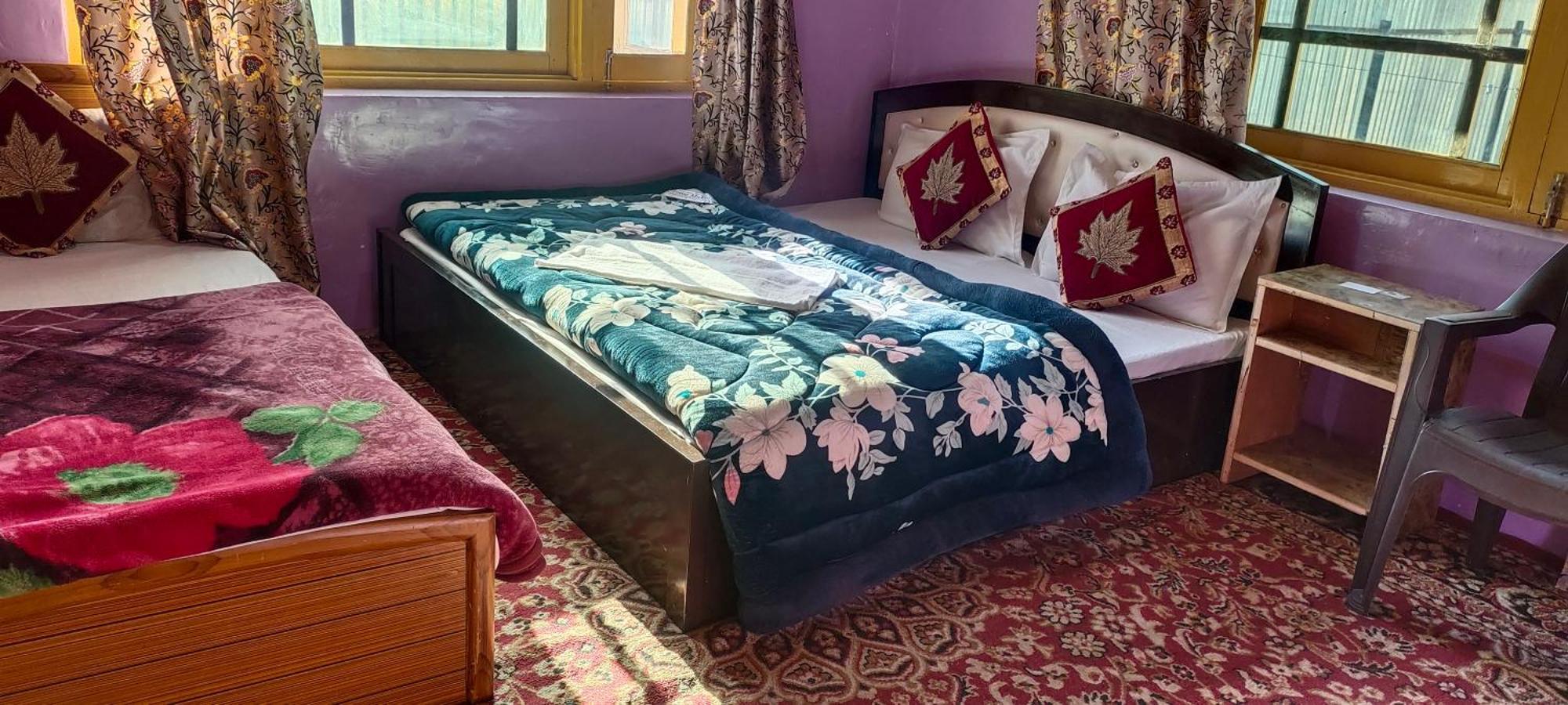 Friends Enclave Gurez Hotel Kanzalwan Екстериор снимка